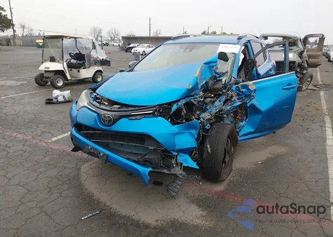 2017 Toyota Rav4 Le из США, поврежденный, VIN JTMZFREVXHJ713363